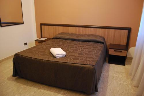 Villamelchiorre 1 Milán Habitación foto
